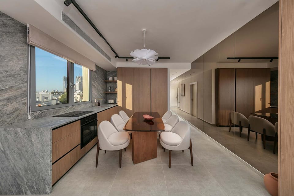 Executive 2BR Balcony - Diz Sq View - MAMAD D80 Apartment in Tel Aviv-Yafo