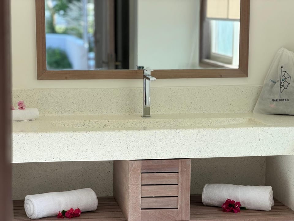 Bathroom, dryer