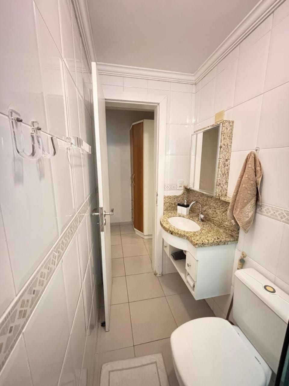 Apto proximo ao mar rua 224 Meia Praia Apartment in Porto Belo