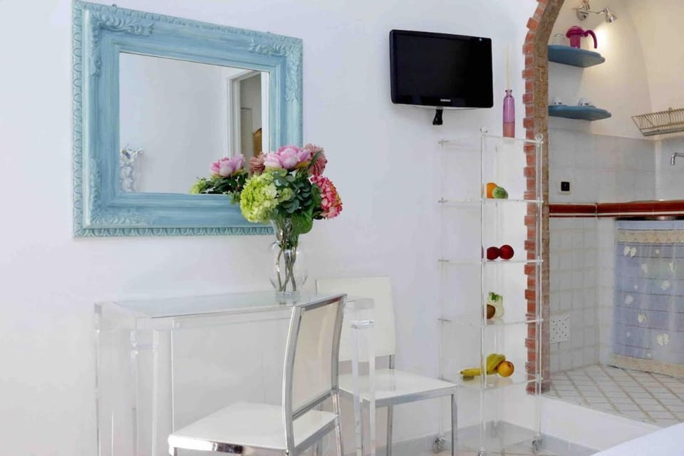 Colosseum Secret Cozy Studio Apartment in Rome