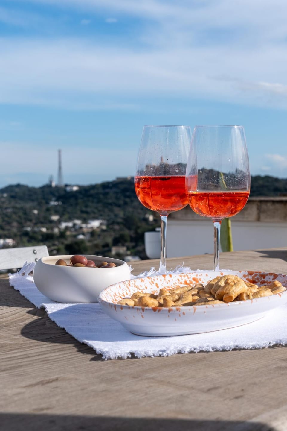 Day, Natural landscape, Bird's eye view, View (from property/room), Balcony/Terrace, Food and drinks, Food, Lunch, Dinner, Drinks