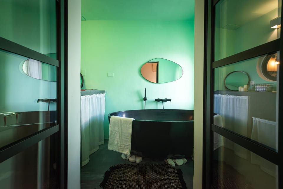 Bedroom, Bath