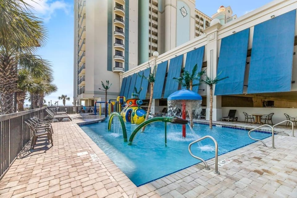 Coastal Chic 1BR Oceanfront Suite, CC 969 Apartment in Myrtle Beach