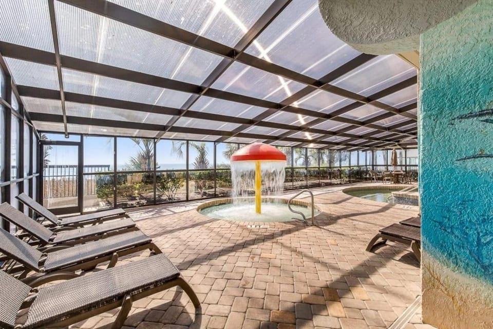 Coastal Chic 1BR Oceanfront Suite, CC 969 Apartment in Myrtle Beach