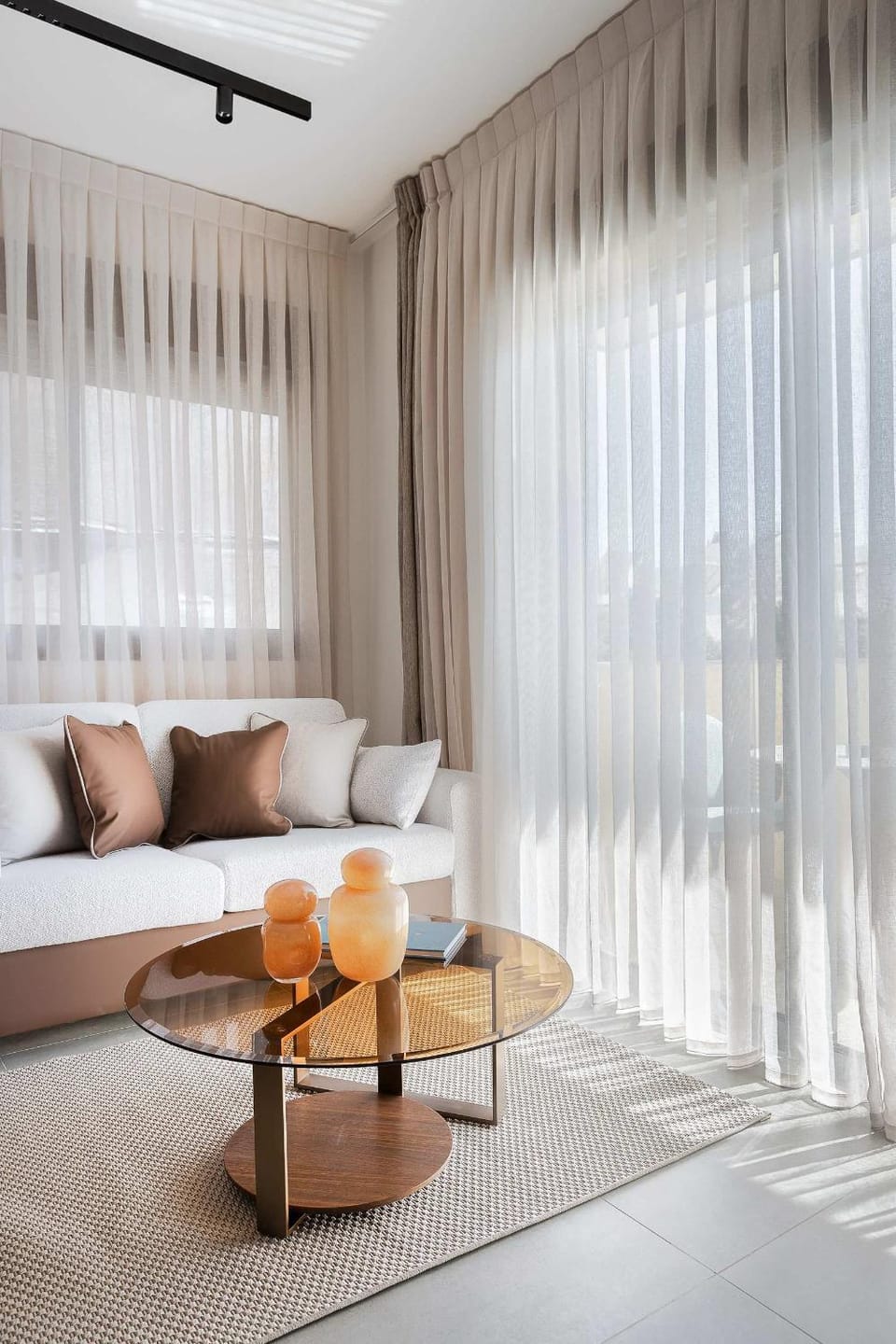 2BR Balcony High Floor - Dizengoff - MAMAD - D80 Apartment in Tel Aviv-Yafo