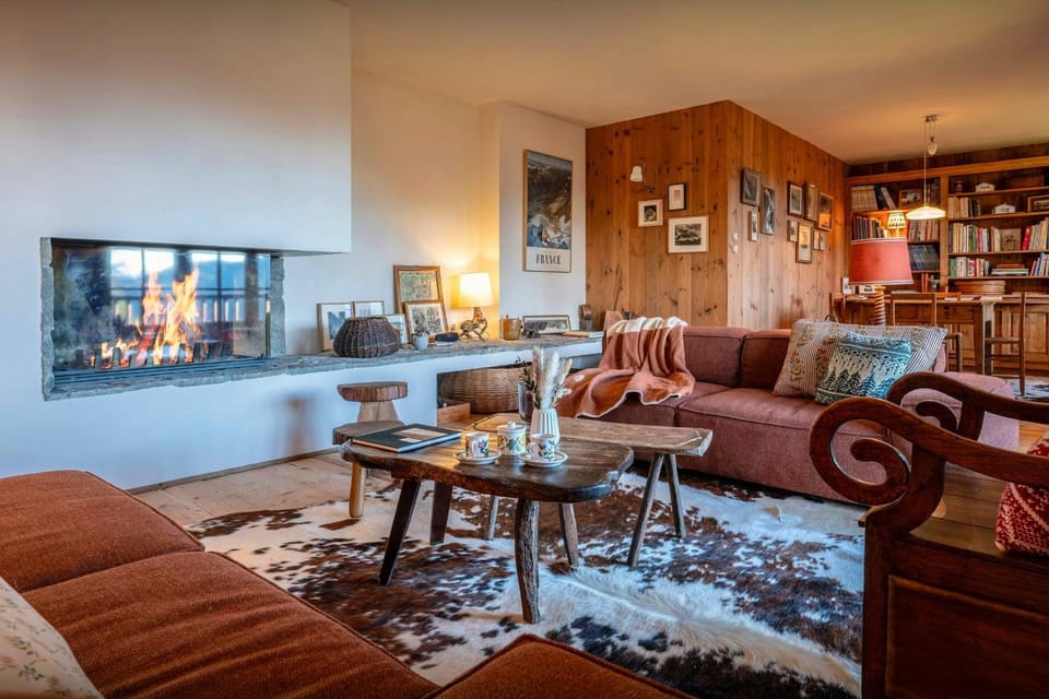 Living room, Seating area