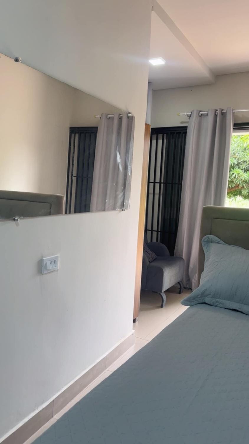 Quarto com entrada privativa próximo ao Shopping Apartment in Santa Cruz Department, Bolivia