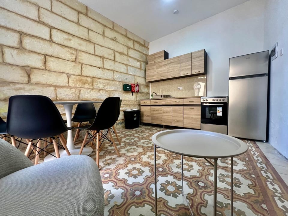 Kitchen or kitchenette, Kitchen or kitchenette, toaster