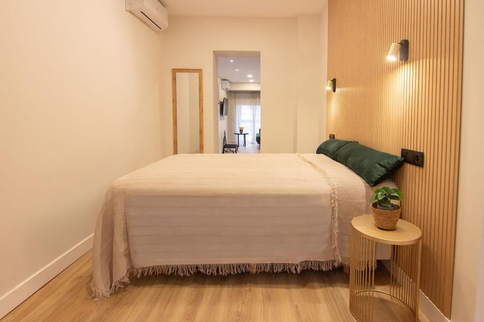 RentalSevilla Alfarería II Apartment in Seville