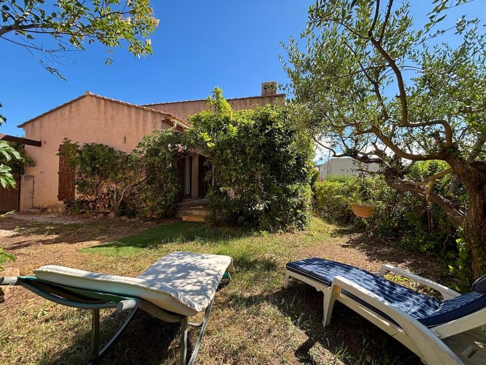 Parenthèse méditerranéenne - Carqueiranne, authenticité varoise House in Hyères