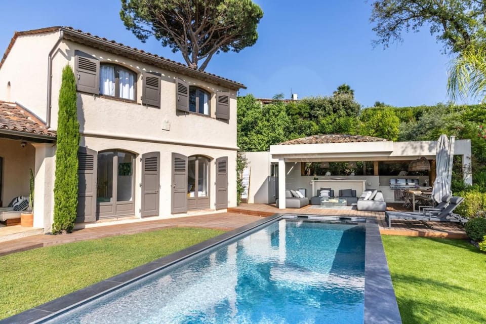 Myrtes - Villa 220m2 Piscine Cuisine Salon ext Sunset Villa in Mandelieu-La Napoule