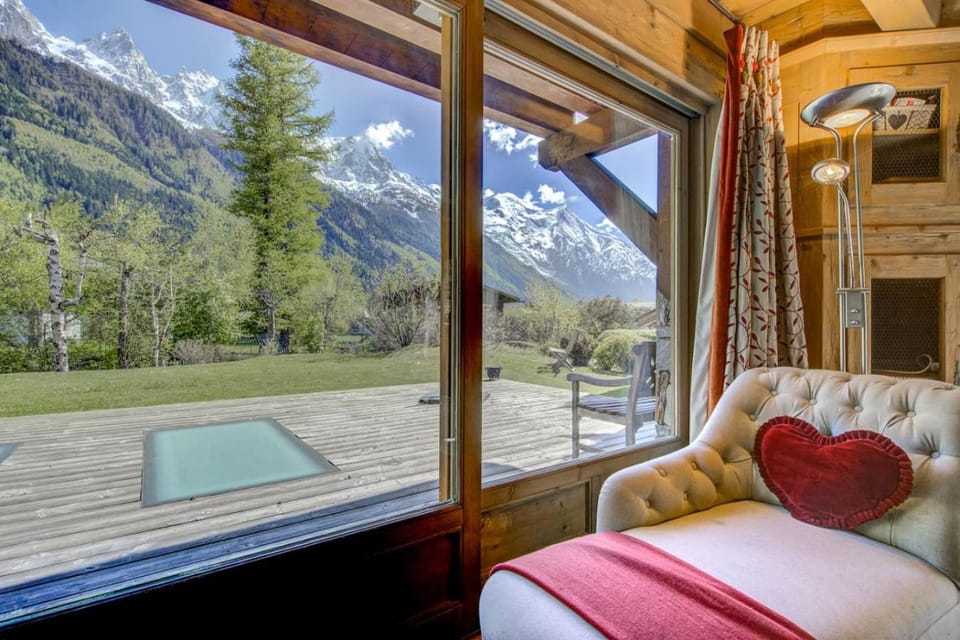 Michka - Chalet 500m Flegere Cheminee Jardin Vue 180 Chalet in Chamonix