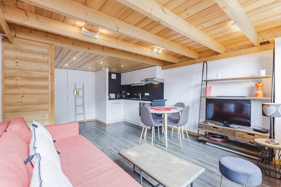 Grand Roc - Cosy Duplex Grands Montets Balcon Vue Parking Apartment in Chamonix