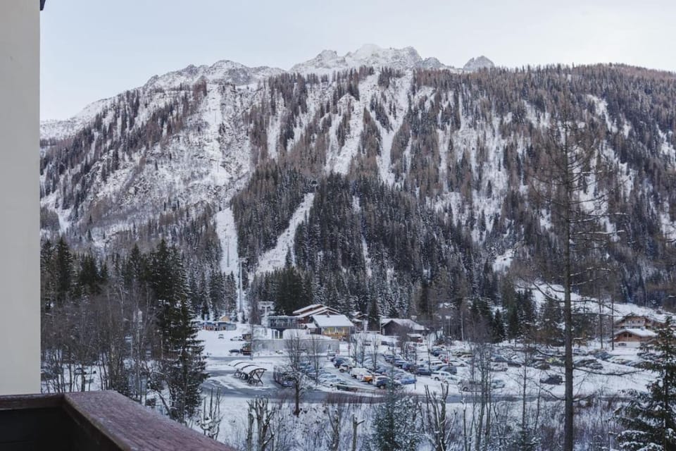 Grand Roc - Cosy Duplex Grands Montets Balcon Vue Parking Apartment in Chamonix