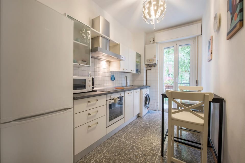 Kitchen or kitchenette, Dining area, dishwasher, oven, stove, toaster