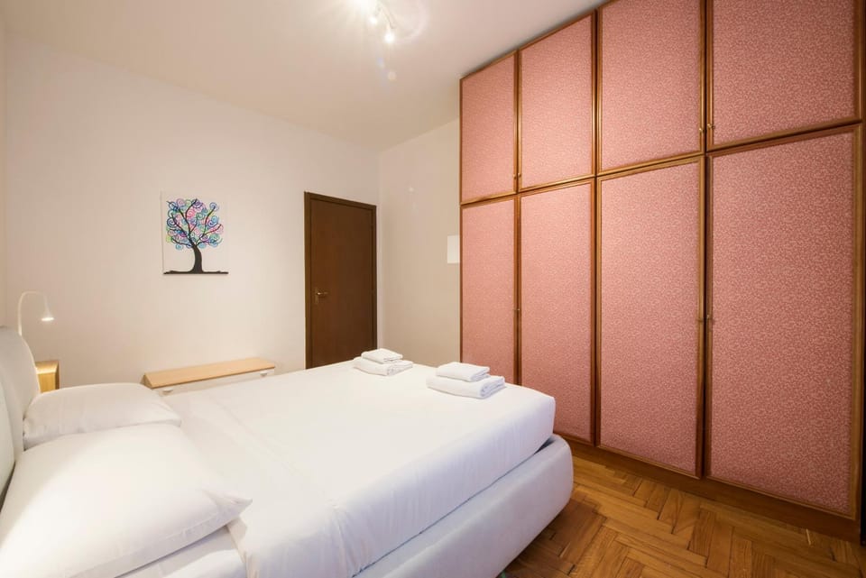 Bed, Photo of the whole room, Bedroom, wardrobe