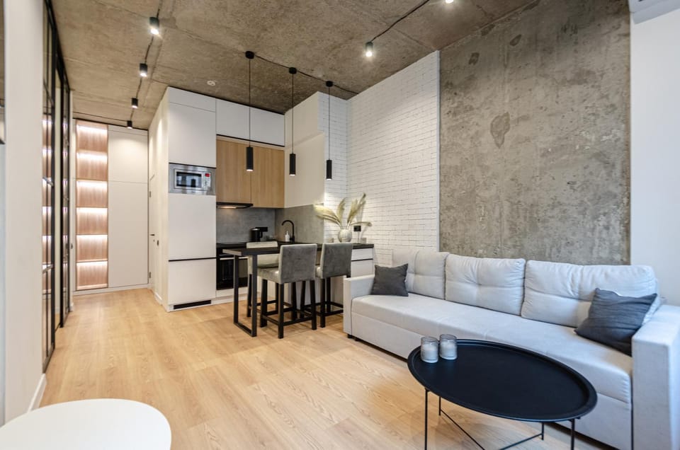Living room, Seating area, Dining area, pet friendly
