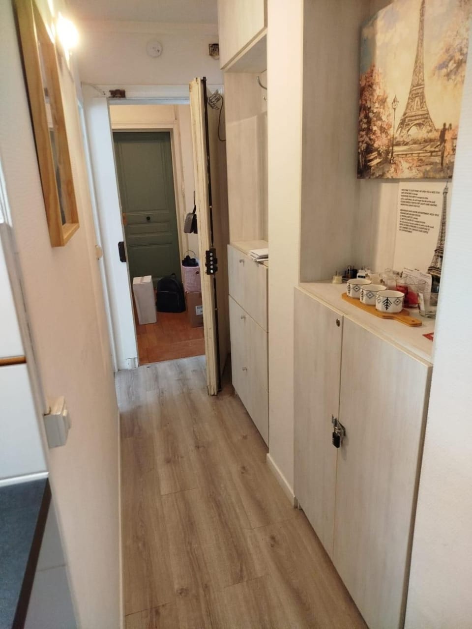 Chambre chez l'habitant à 200m des Champs Elysees et de l'Arc de Triomphe Apartment in Paris