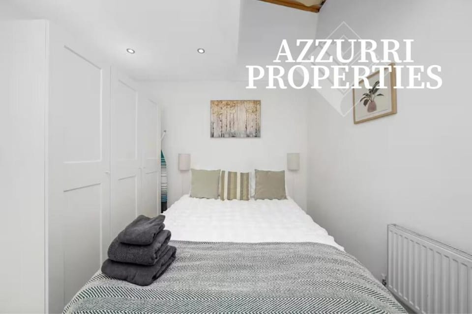Spacious 2BR flat in Clapham Apartment in London