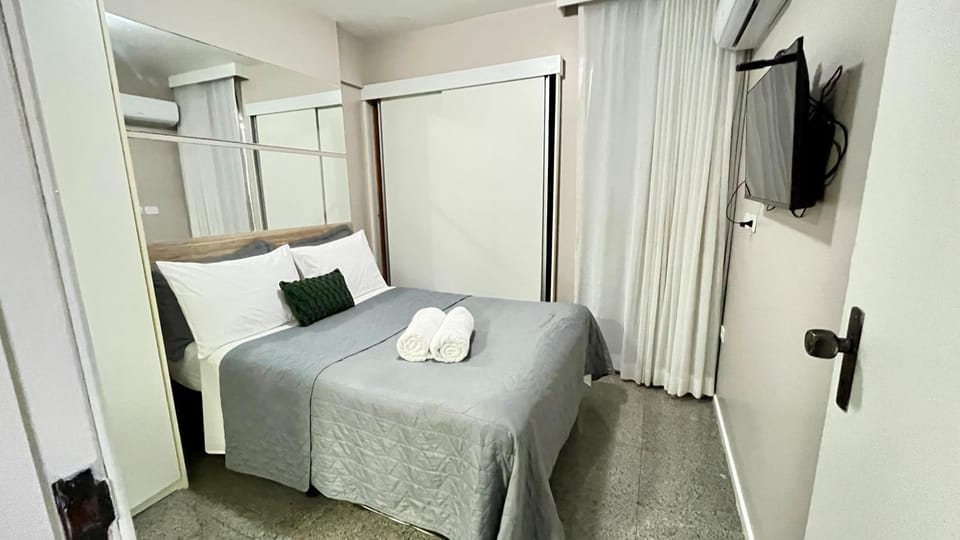 TV and multimedia, Bedroom, flat iron, wardrobe