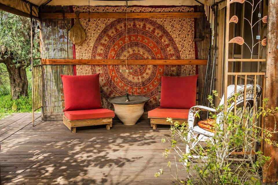 Patio, Seating area