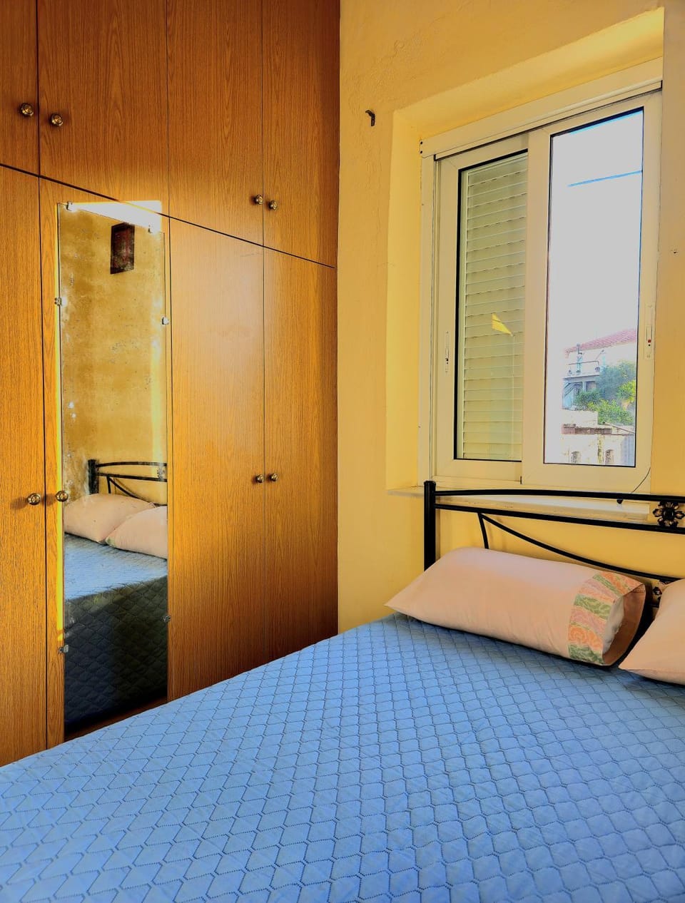Bed, Photo of the whole room, Bedroom, wardrobe