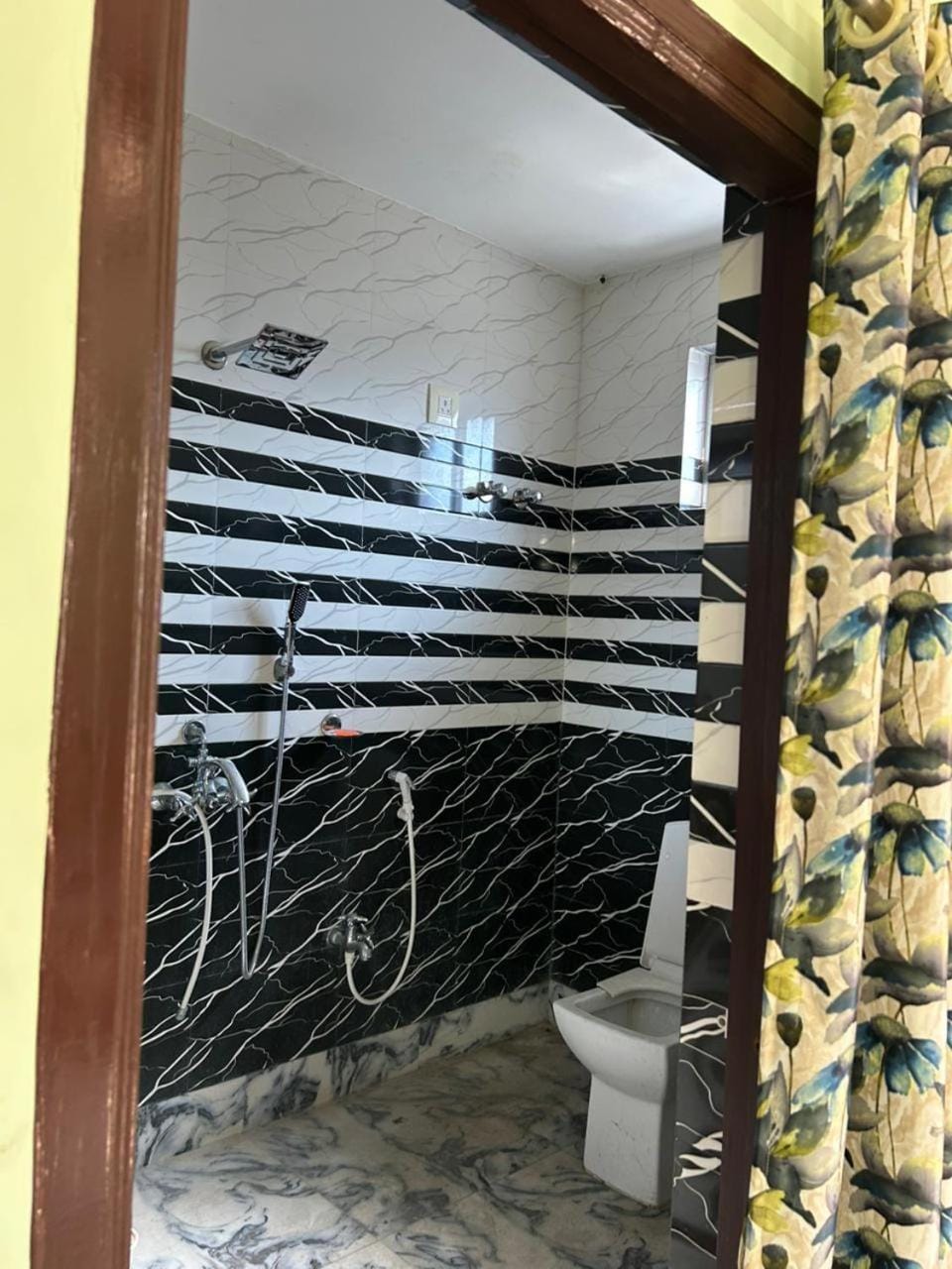 Apartment Near the Holy Ganga in ChandanNagar Apartment in Kolkata