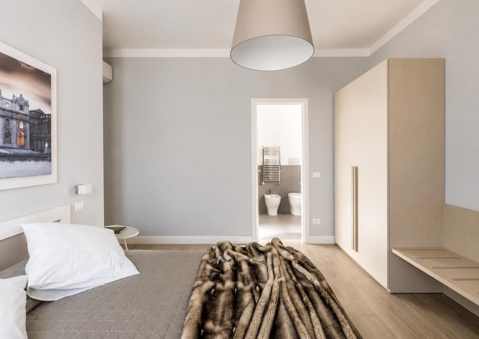 Bed, Bathroom, Bedroom