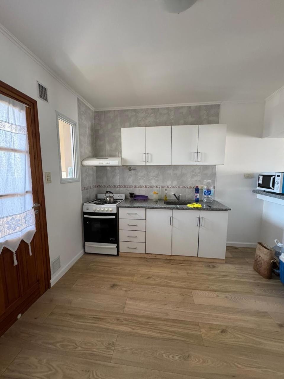 Kitchen or kitchenette, stove