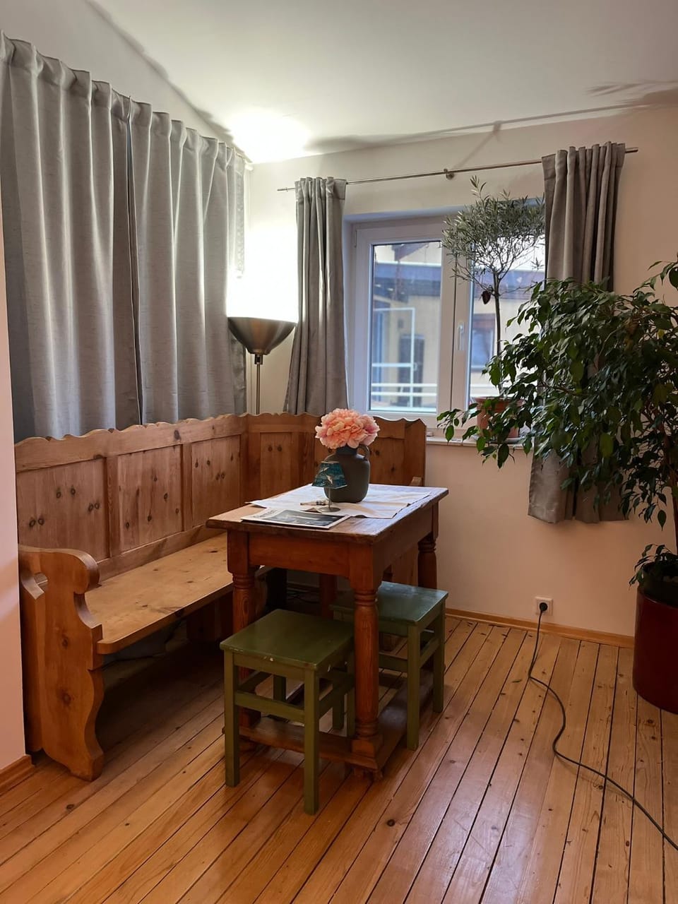 Photo of the whole room