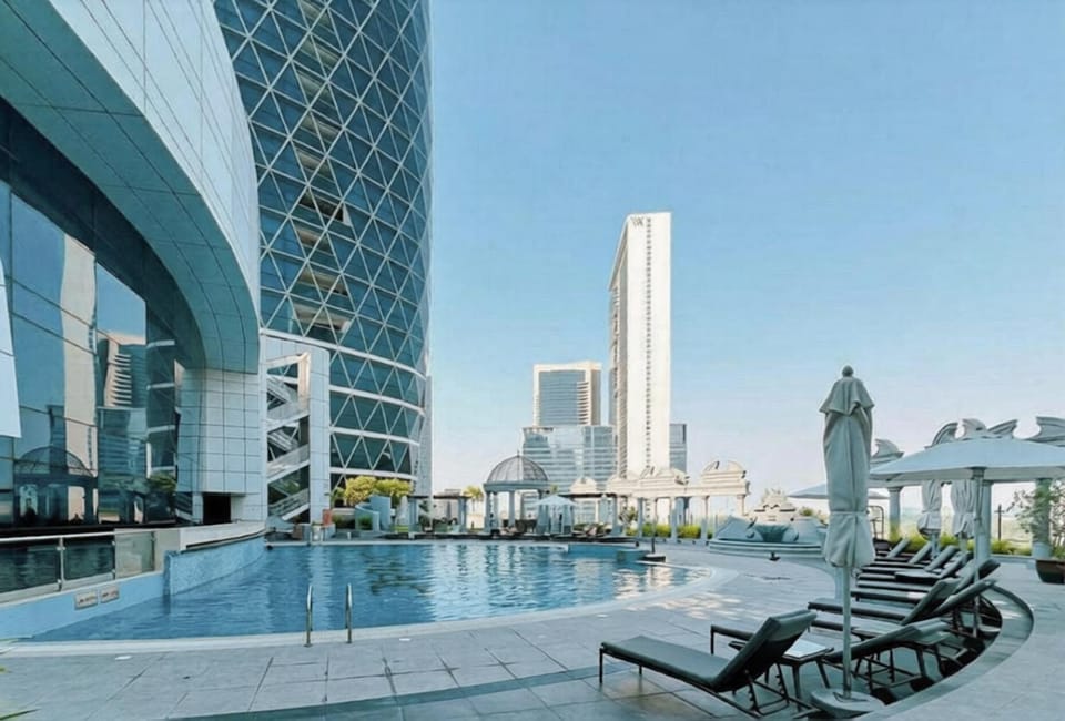 Property building, Swimming pool