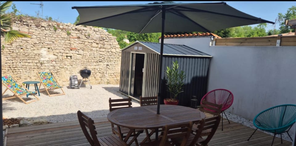Maison cosy avec clim face au canal House in La Rochelle