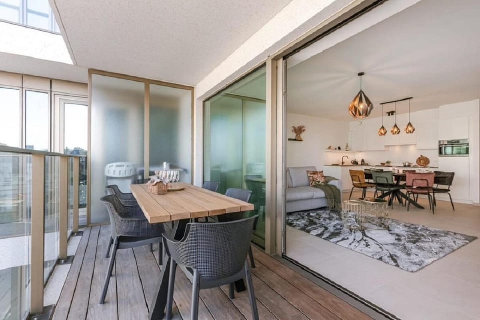 Balcony/Terrace, Living room, Seating area, Dining area