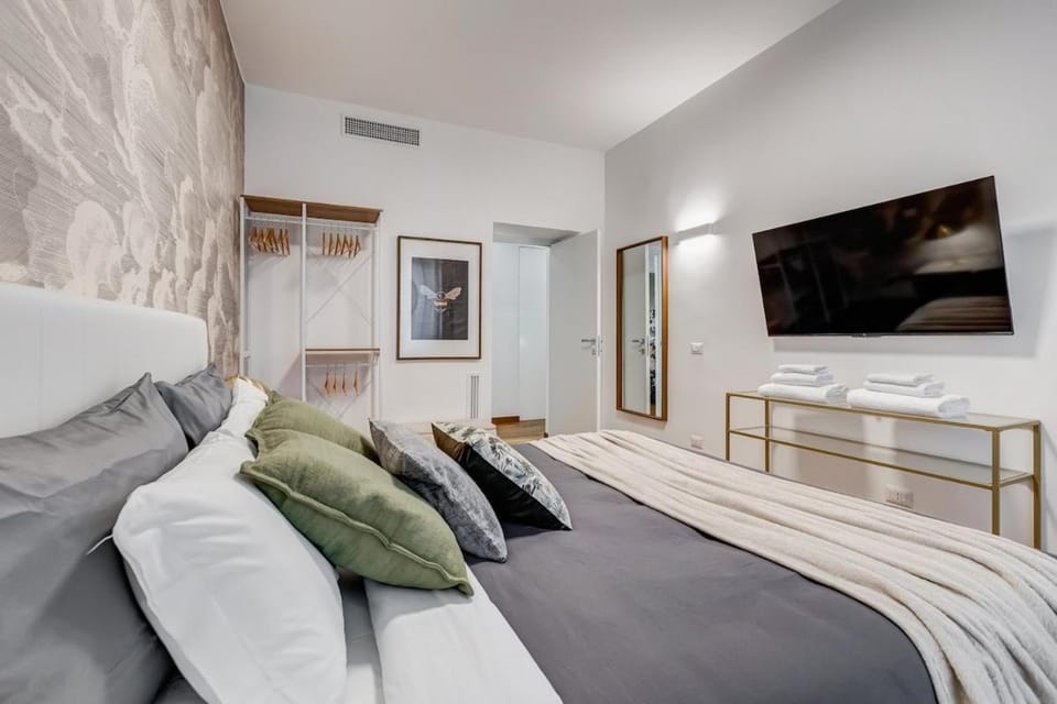 BDC - Dragonfly 3BDR 2BATH at Testaccio Apartment in Rome