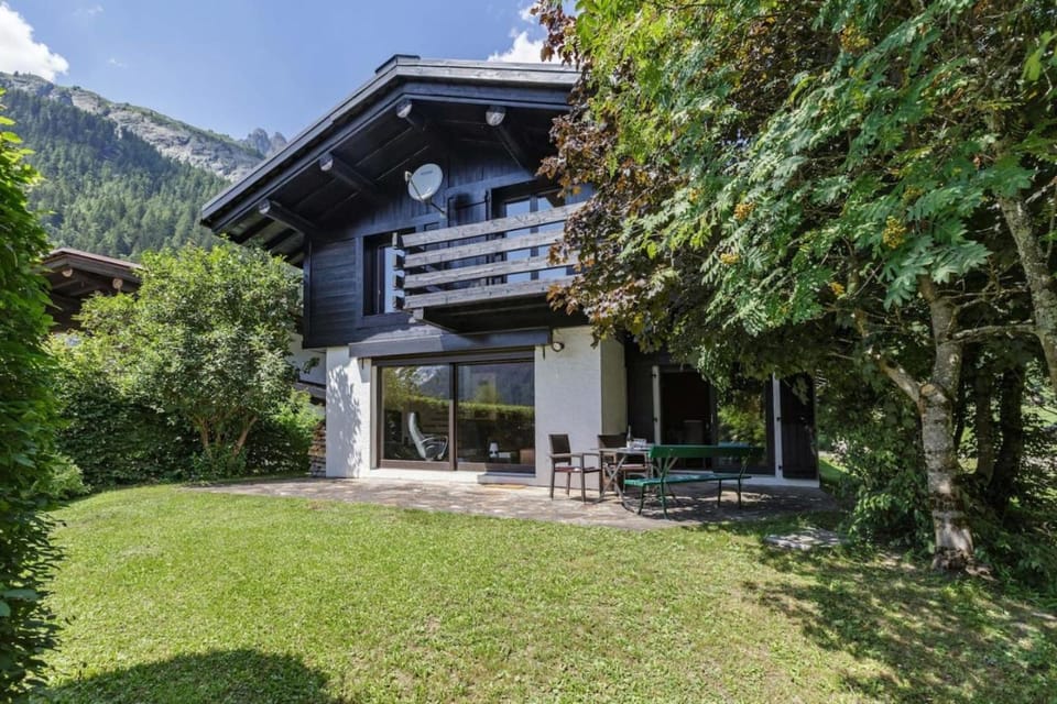 Beugeant - Cosy Chalet 140m2 Vues Calme Garage Chalet in Chamonix