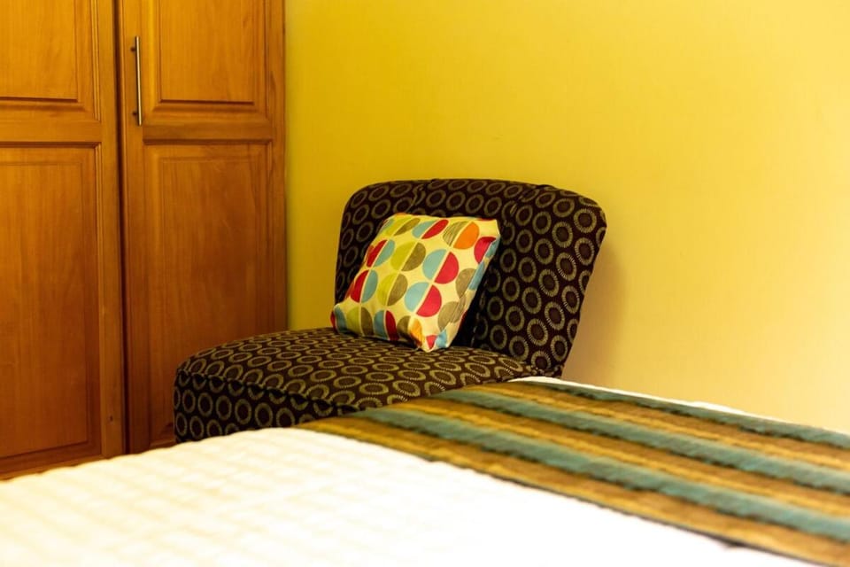 Bright Rose 3BR Apartment in Muyenga Apartment in Kampala