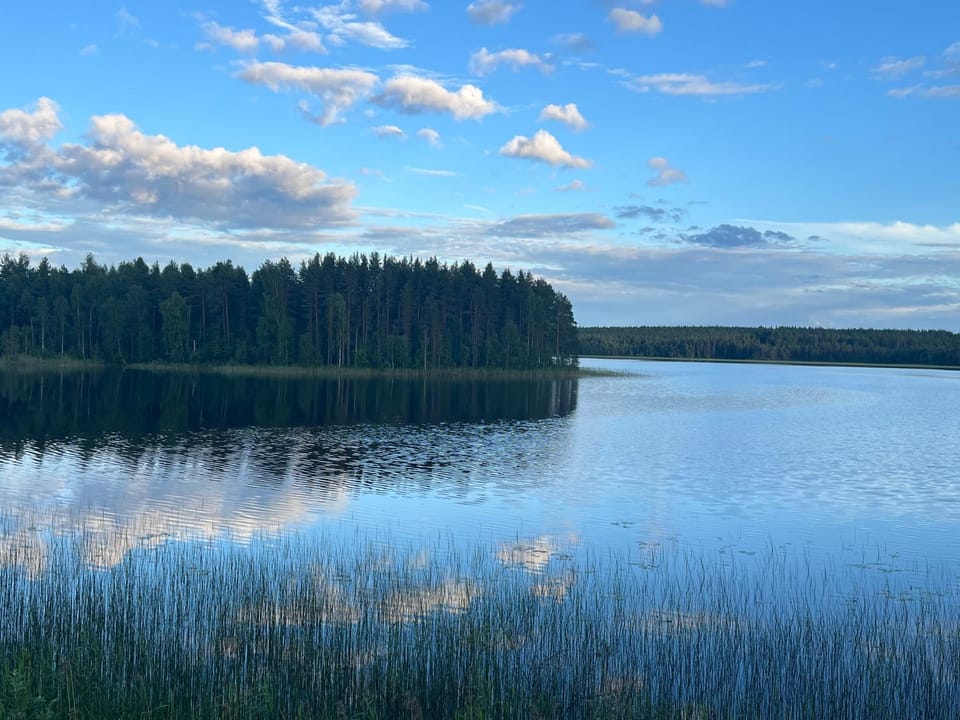 Lantlivlodge i Österjörn -Herrgård Hotel in Norrbotten County, Sweden