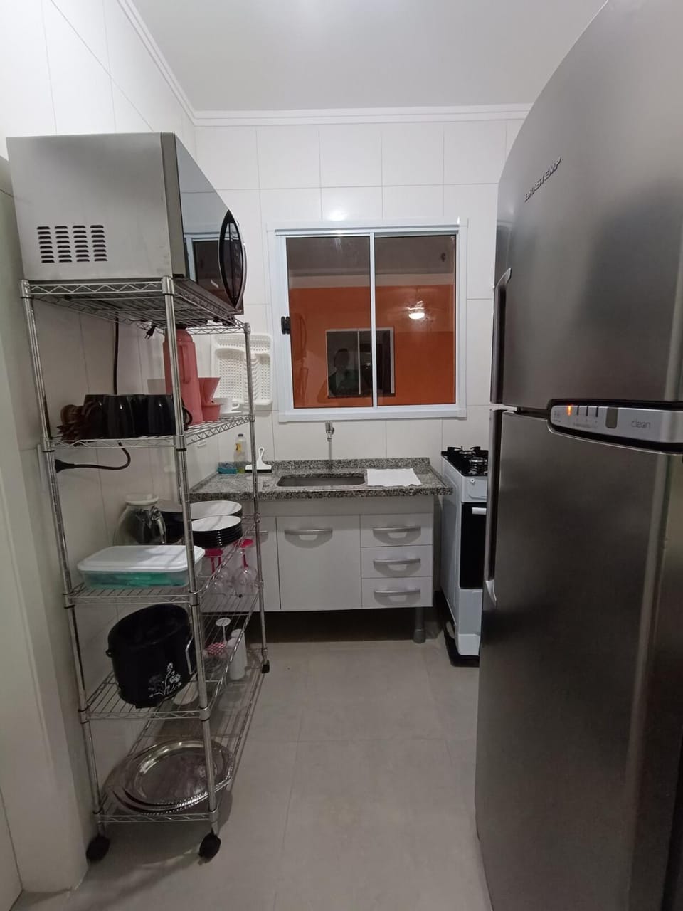 Kitchen or kitchenette, oven