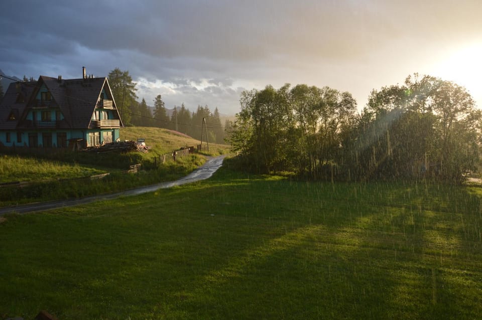 Neighbourhood, Natural landscape, Landmark view
