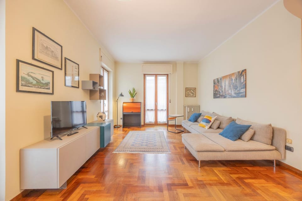 TV and multimedia, Balcony/Terrace, Living room