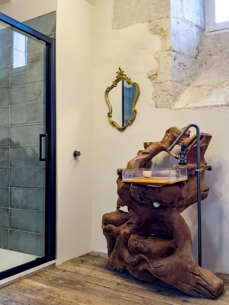 Séjour court au Château le But Villa in Nouvelle-Aquitaine