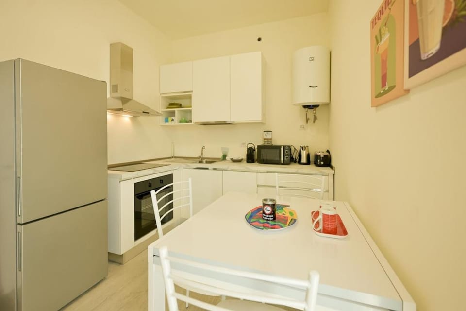 Modern apartment in the heart of Maslianico with Wi-Fi and AC Apartment in Como