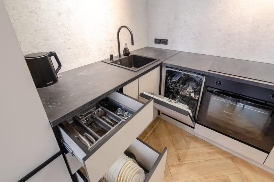 dishwasher, microwave, oven, pet friendly, stove, kitchen