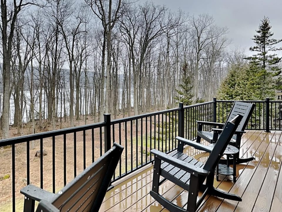 Wisp Water Lodge House in Deep Creek Lake