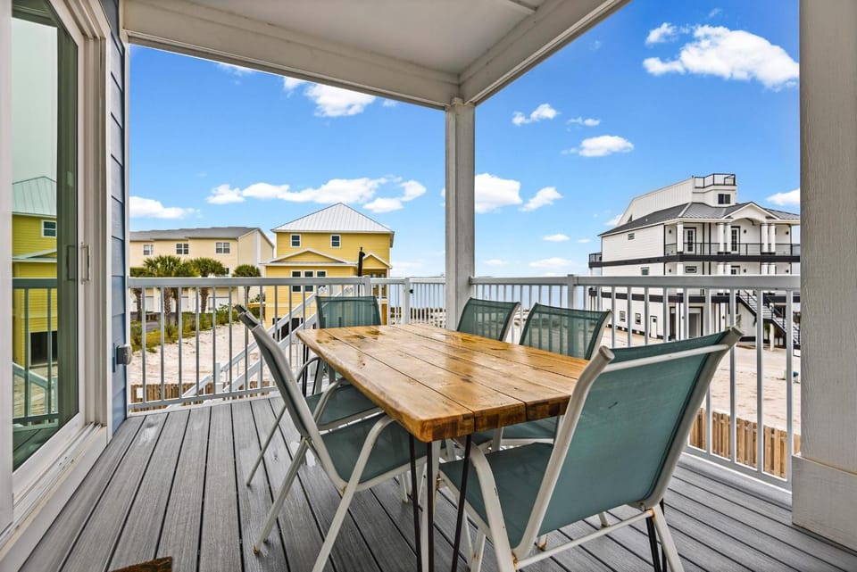 Captain's Cove House in Pensacola Beach