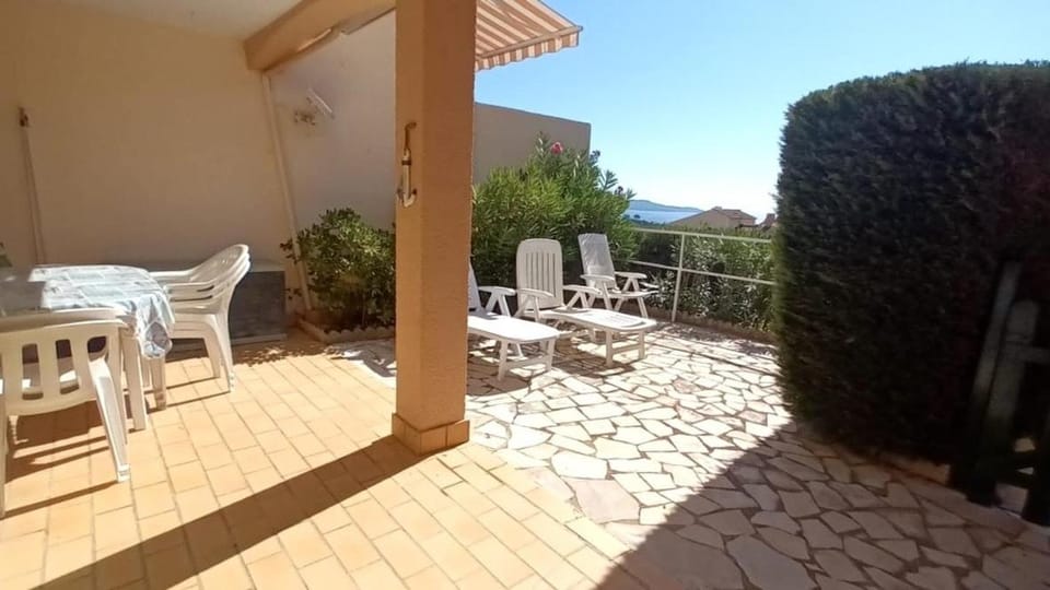 Day, View (from property/room), Balcony/Terrace, Dining area