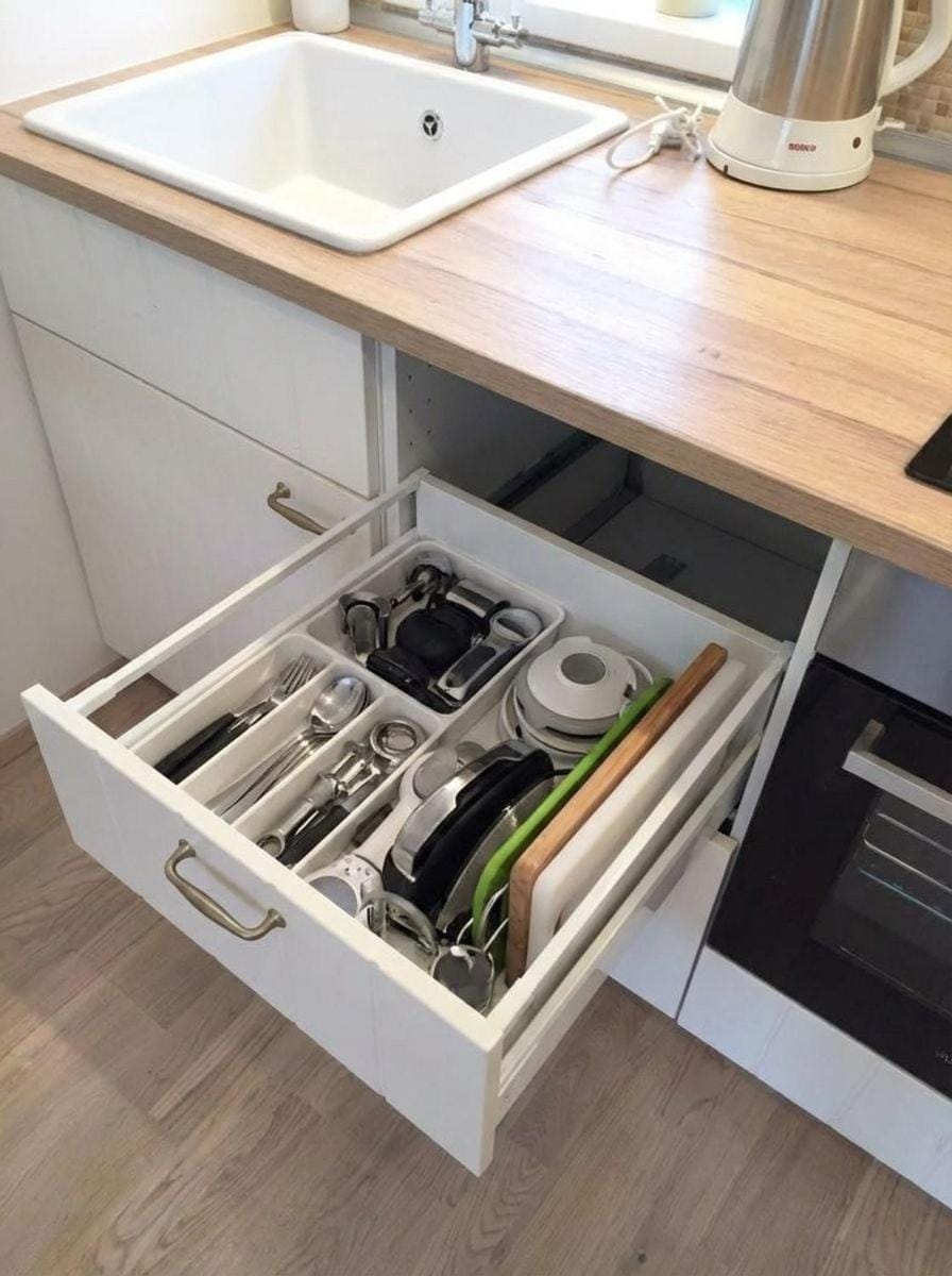 Kitchen or kitchenette
