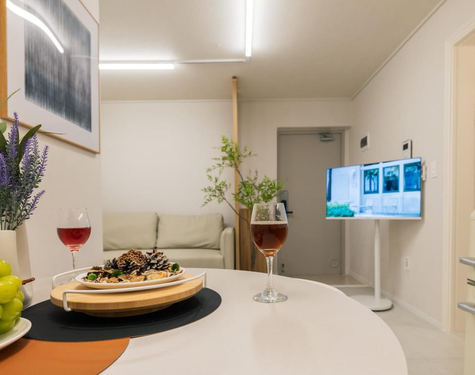 Maison Lumière in Gangnam Apartment in Seoul