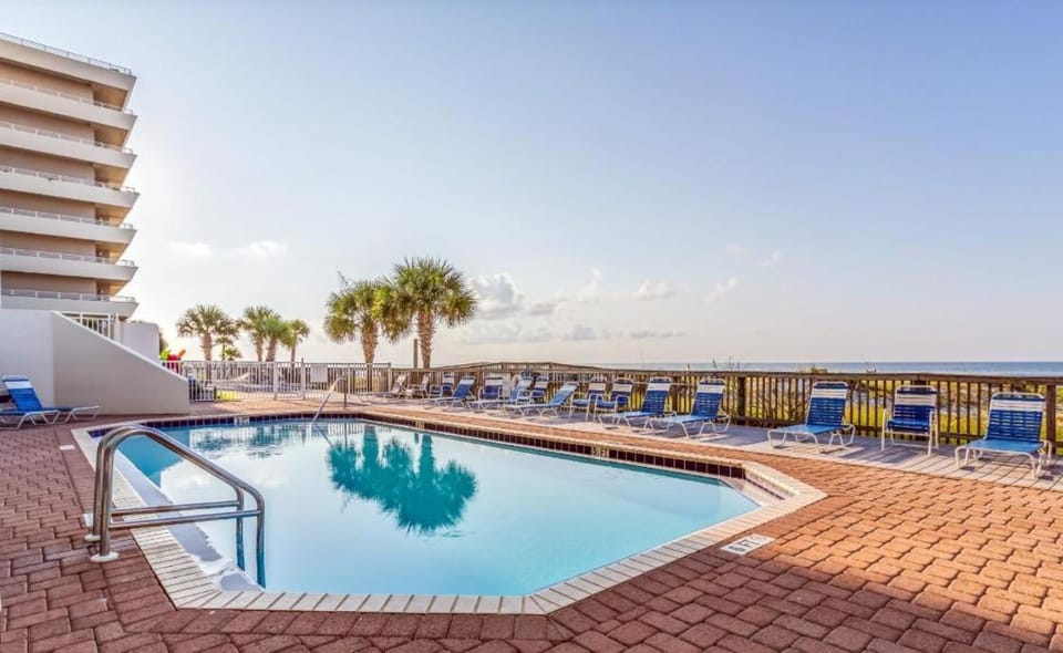 SeaSpray East 625-Gulf Front House in Ono Island