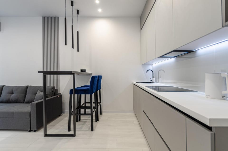 Seating area, Dining area, stove, kitchen